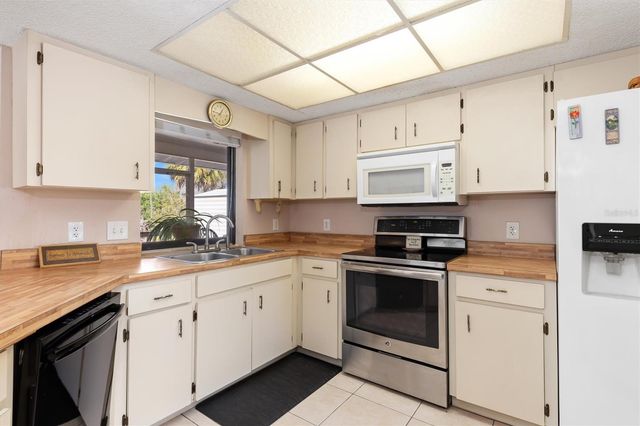 7235 SEA MIST DRIVE, Port Charlotte, FL 33981