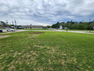 1008 W Main Street, Baytown, TX 77520