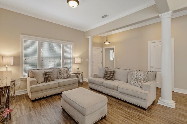 1631 Osprey Point Drive, Tallahassee, FL 32308