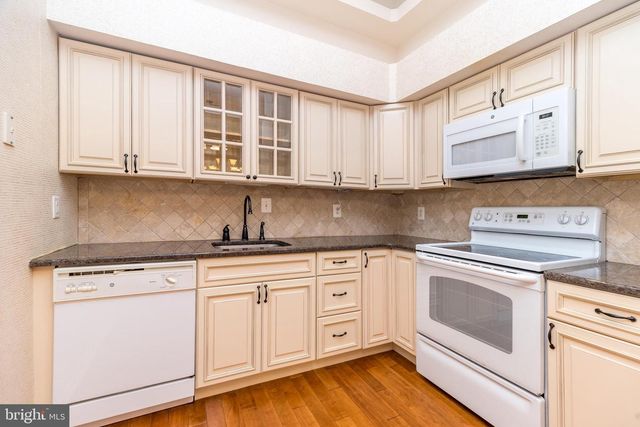1506 NAOMIS CT #1506, North Wales, PA 19454