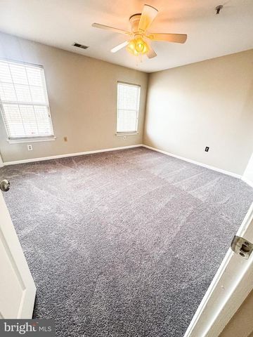 6500 LAKE PARK DR, Greenbelt, MD 20770