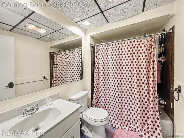 13455 Darryl Drive, Warren, MI 48088