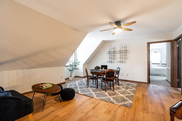 6331 Parkview ROAD, Greendale, WI 53129