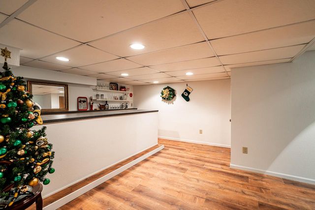 6331 Parkview ROAD, Greendale, WI 53129