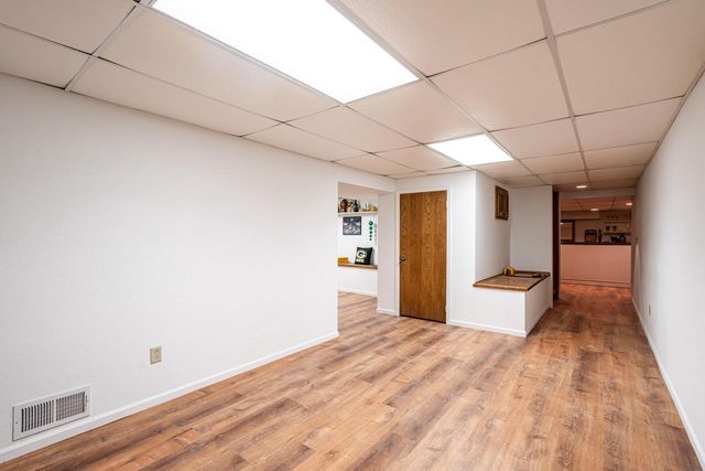 6331 Parkview ROAD, Greendale, WI 53129