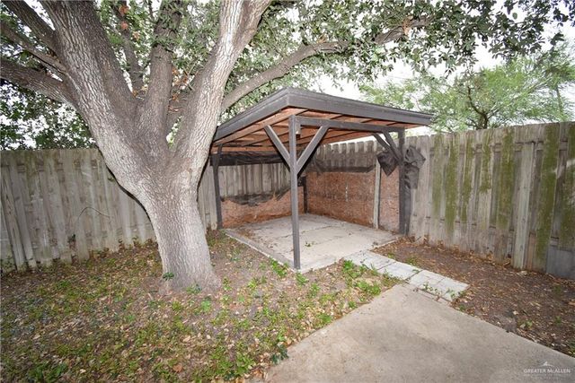 5402 N Hiawatha Drive, Pharr, TX 78577