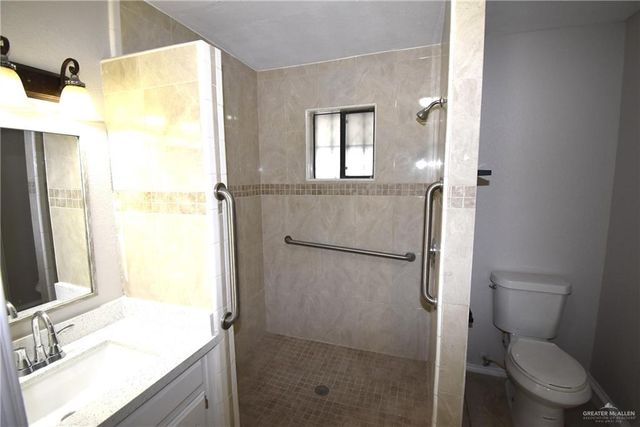 5402 N Hiawatha Drive, Pharr, TX 78577