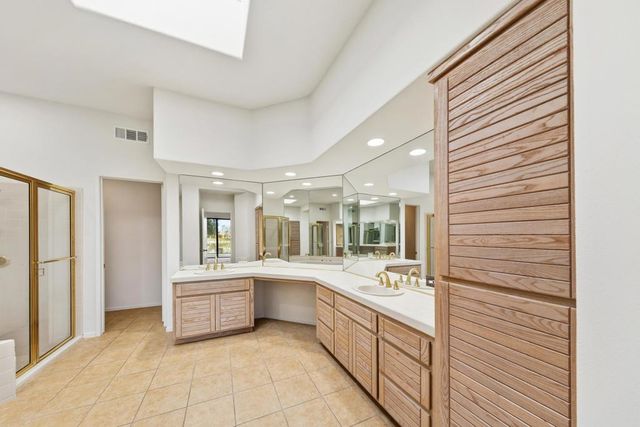 54368 Inverness Way, La Quinta, CA 92253