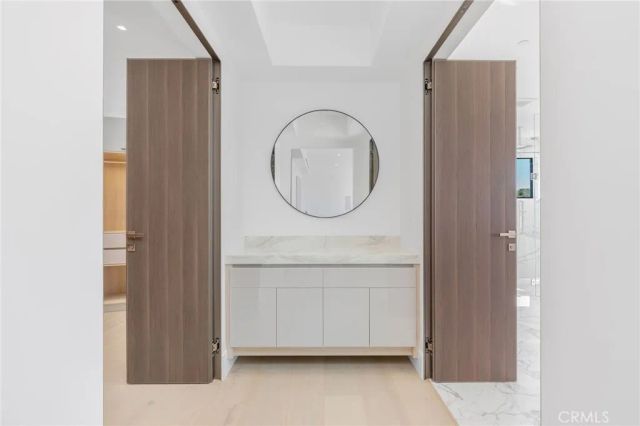 4 Geneve, Newport Beach, CA 92660