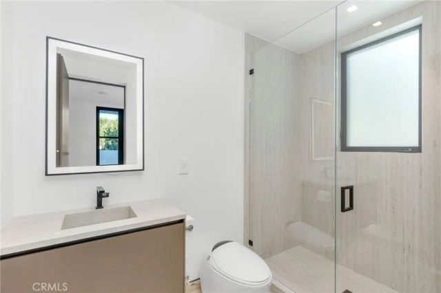 4 Geneve, Newport Beach, CA 92660