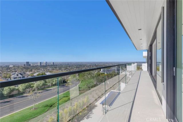 4 Geneve, Newport Beach, CA 92660