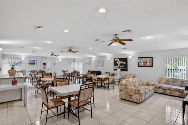 4644 N Carambola Circle N 2725, Coconut Creek, FL 33066