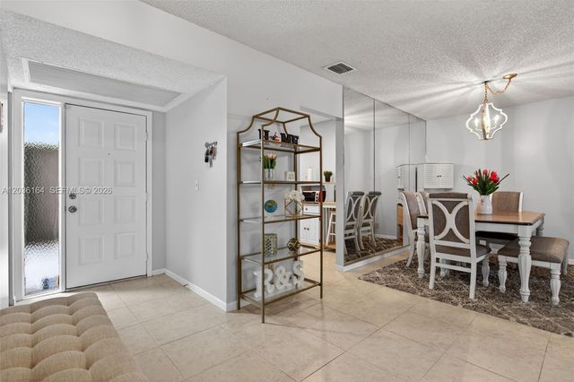4644 N Carambola Circle N 2725, Coconut Creek, FL 33066