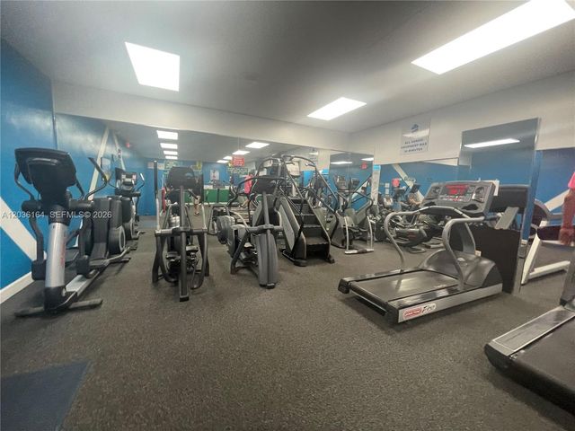 4644 N Carambola Circle N 2725, Coconut Creek, FL 33066
