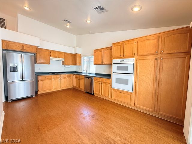 230 Misty Garden Street, Henderson, NV 89012