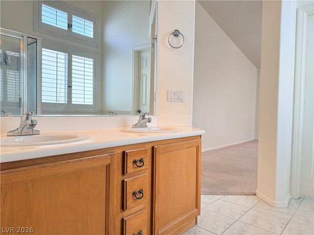 230 Misty Garden Street, Henderson, NV 89012