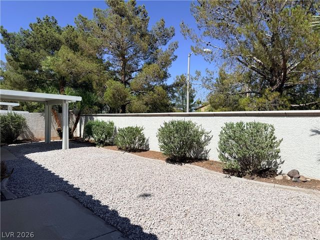 230 Misty Garden Street, Henderson, NV 89012