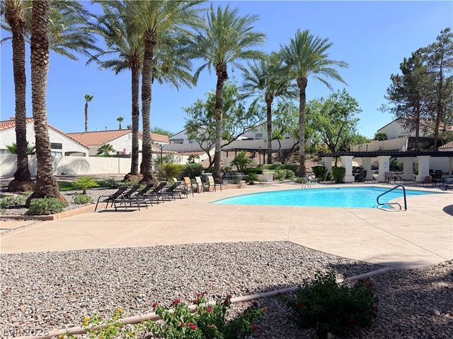 230 Misty Garden Street, Henderson, NV 89012
