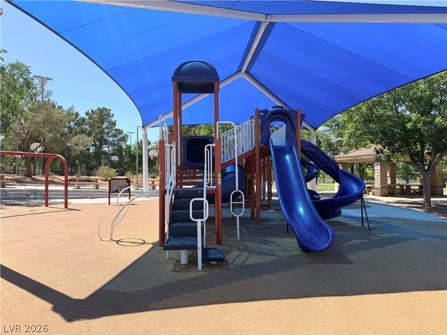 230 Misty Garden Street, Henderson, NV 89012