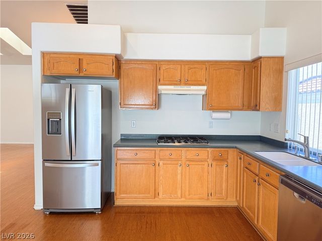 230 Misty Garden Street, Henderson, NV 89012