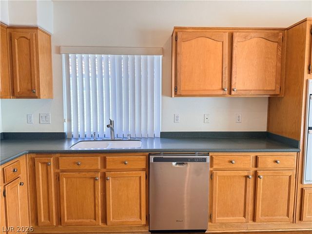 230 Misty Garden Street, Henderson, NV 89012