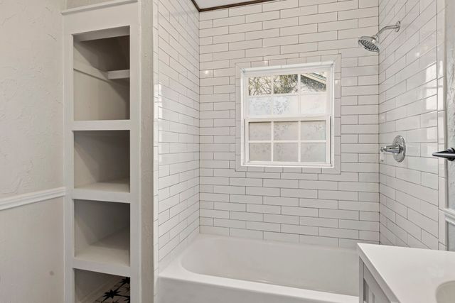 8910 San Leandro Drive, Dallas, TX 75218