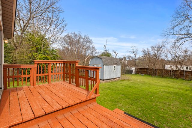 8910 San Leandro Drive, Dallas, TX 75218