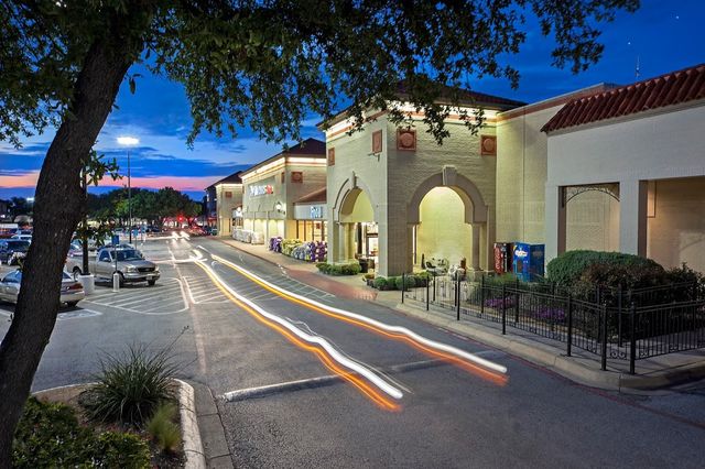 8910 San Leandro Drive, Dallas, TX 75218