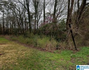 1433 HEFLIN AVENUE W, Birmingham, AL 35214