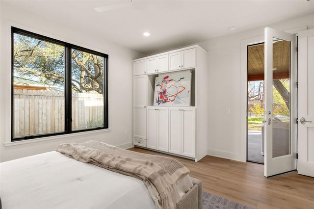 3008 W 50th ST, Austin, TX 78731