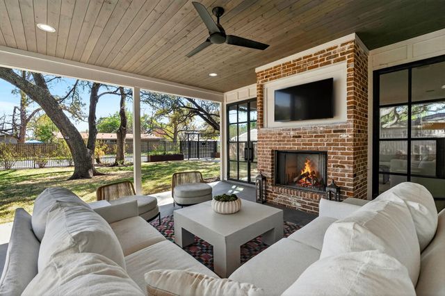 3008 W 50th ST, Austin, TX 78731