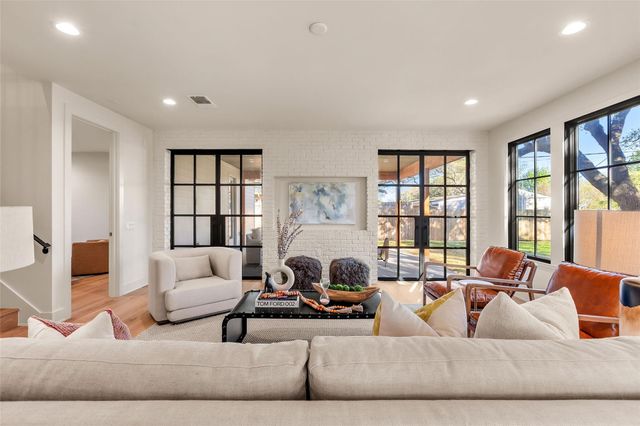 3008 W 50th ST, Austin, TX 78731