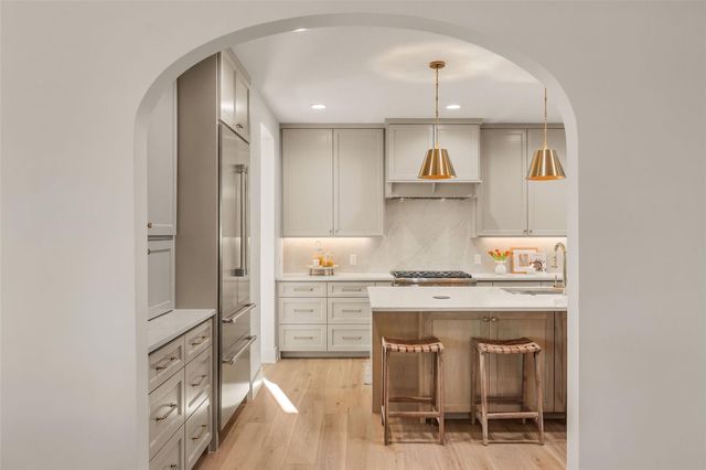 3008 W 50th ST, Austin, TX 78731