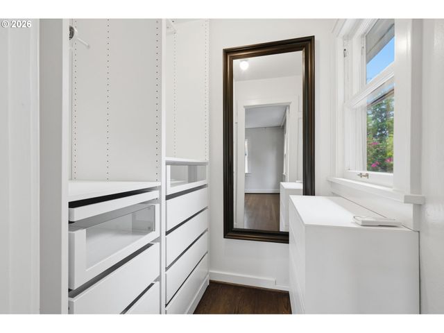 2241 Ne 33RD Ave, Portland, OR 97212