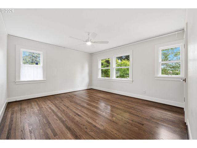 2241 Ne 33RD Ave, Portland, OR 97212
