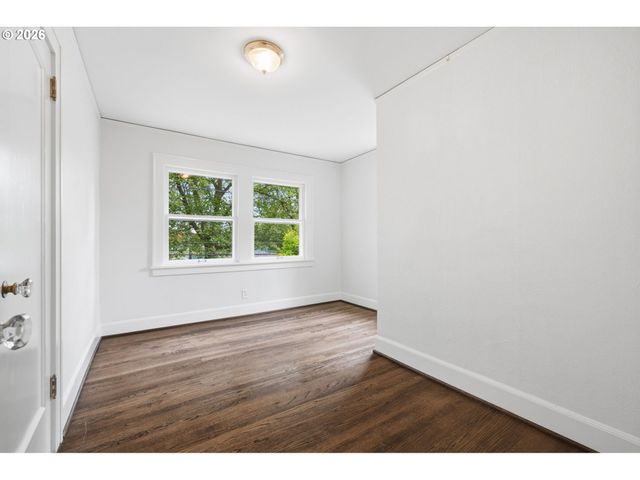 2241 Ne 33RD Ave, Portland, OR 97212