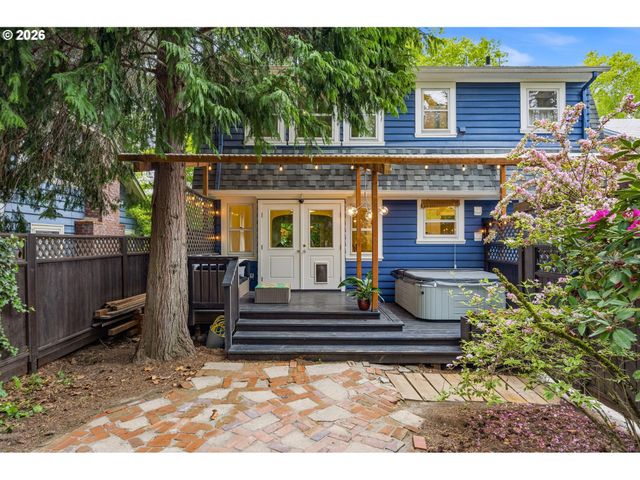 2241 Ne 33RD Ave, Portland, OR 97212
