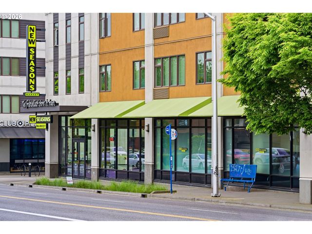 2241 Ne 33RD Ave, Portland, OR 97212