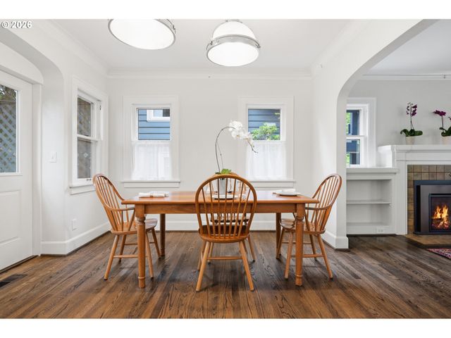 2241 Ne 33RD Ave, Portland, OR 97212