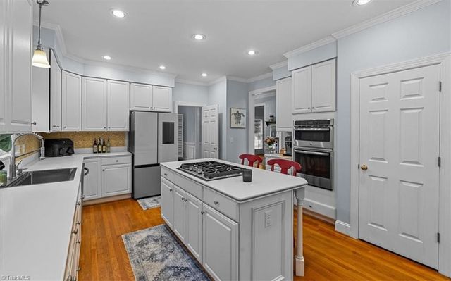 14 Checkerberry Square, Greensboro, NC 27455