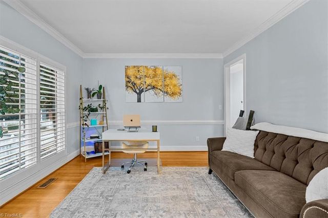 14 Checkerberry Square, Greensboro, NC 27455