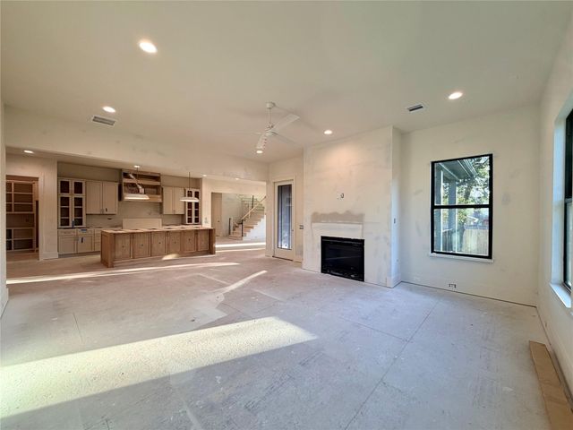 2203 Cheshire Lane, Houston, TX 77018