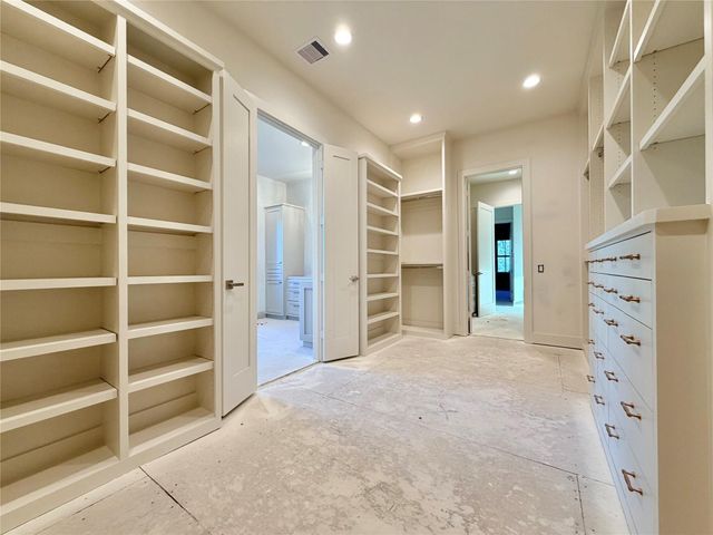 2203 Cheshire Lane, Houston, TX 77018