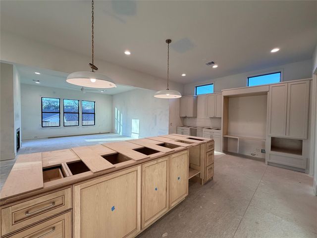 2203 Cheshire Lane, Houston, TX 77018