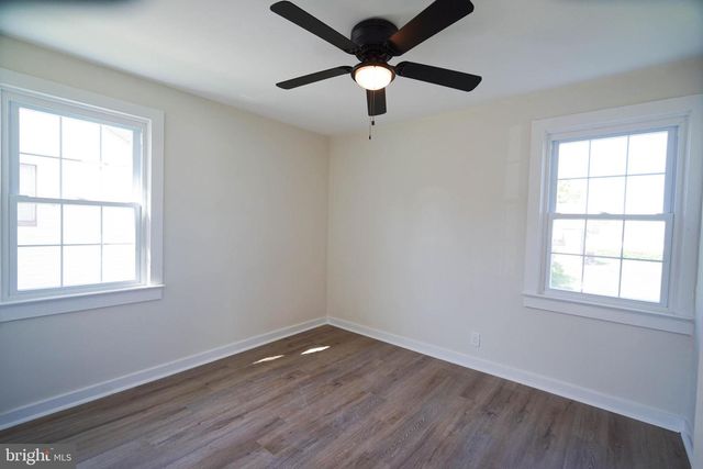 310 SWARTHMORE AVE, Folsom, PA 19033