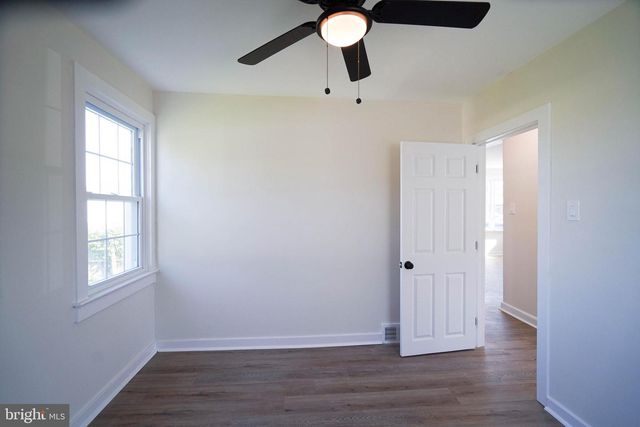 310 SWARTHMORE AVE, Folsom, PA 19033