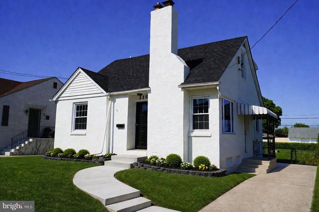 310 SWARTHMORE AVE, Folsom, PA 19033