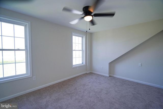 310 SWARTHMORE AVE, Folsom, PA 19033