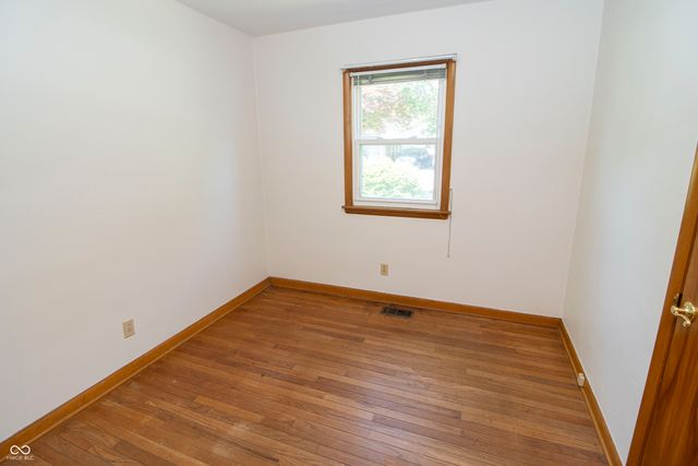 513 E Howard Avenue, Arcadia, IN 46030