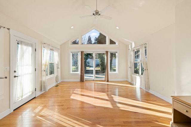 285 Beach Street, Ashland, OR 97520